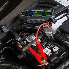 CAROSS T18 12V 800A Compact Smart Lithium Jump Starter With Built-in 3 Mode Light